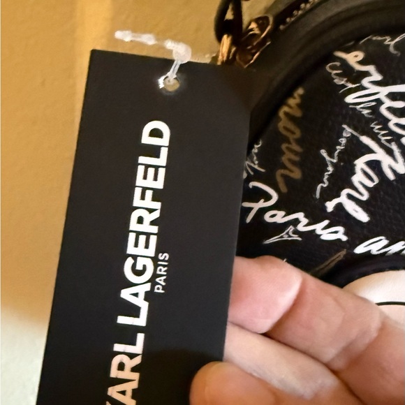 🔥 KARL LAGERFELD Black and White Crossbody/ Messenger with Guitar Strap. Unisex - Picture 2 of 8
